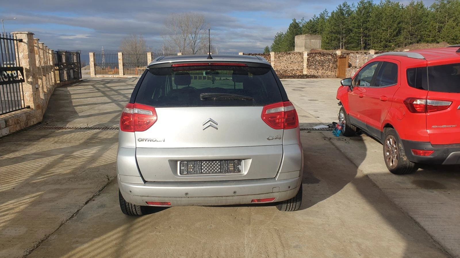 Citroen C4 Picasso 1.6i - изображение 4