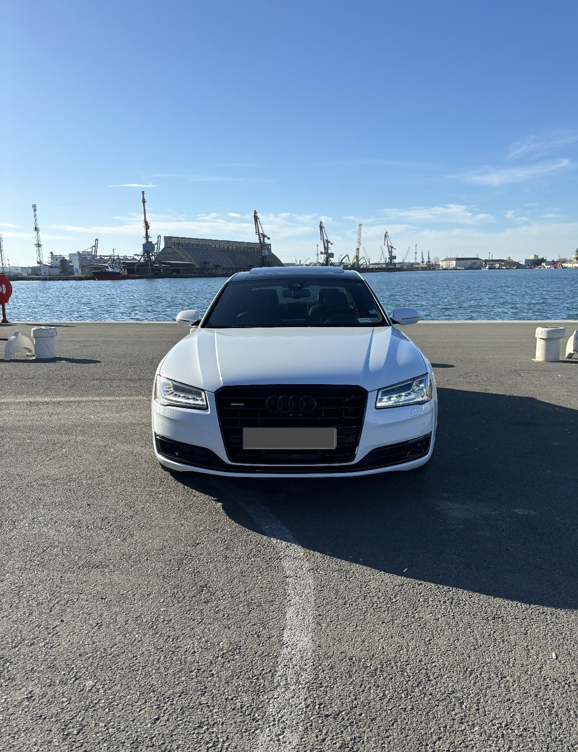 Audi A8 3.0 TFSI - изображение 1