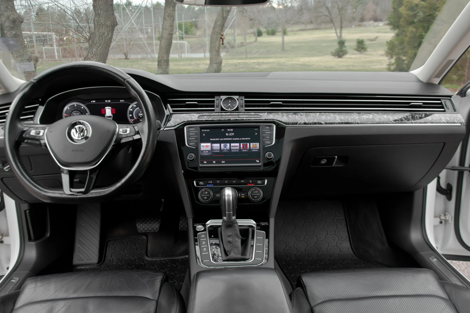 VW Passat 2.0 tdi bi-turbo - изображение 8