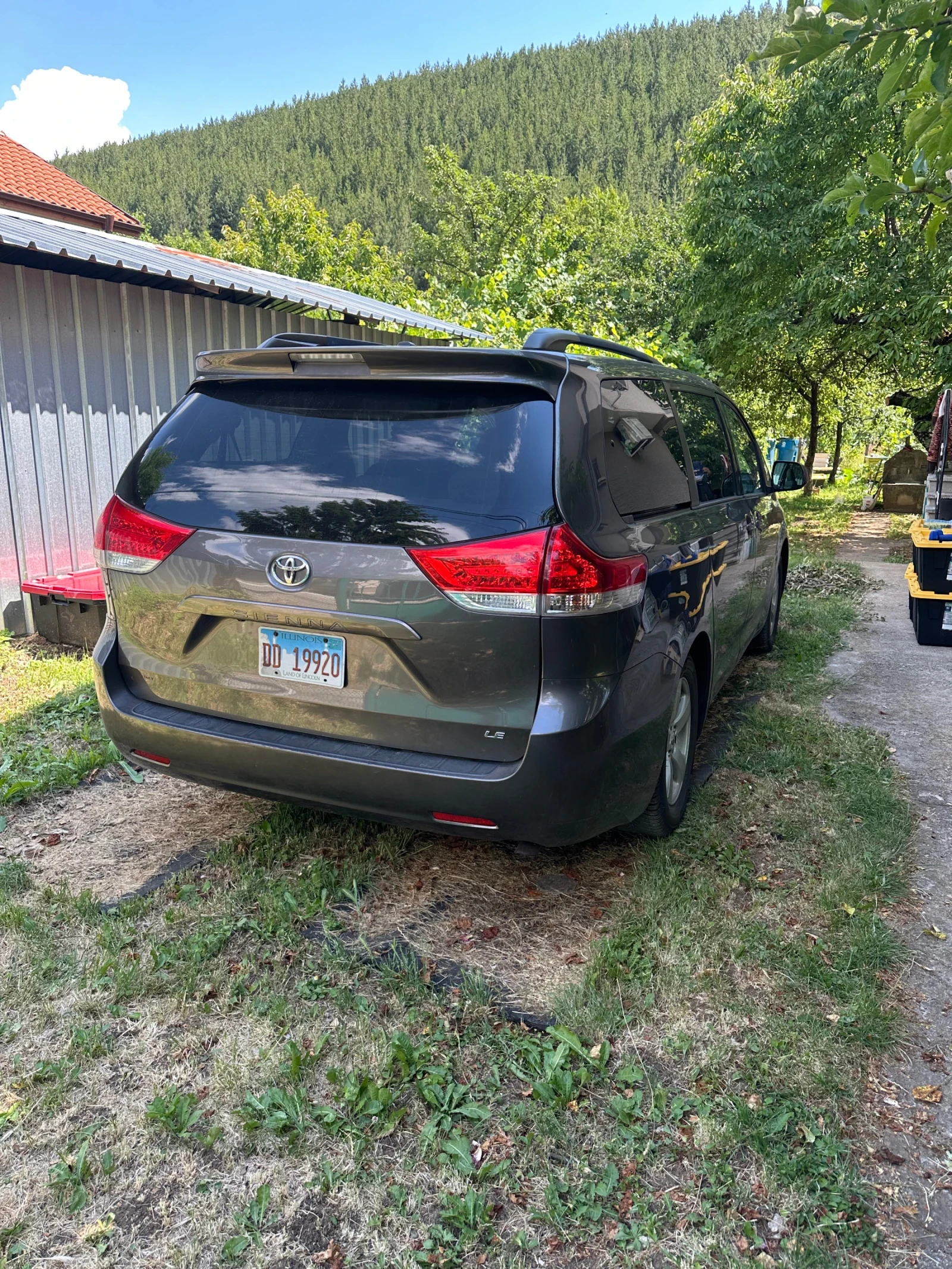 Toyota Sienna  - изображение 2