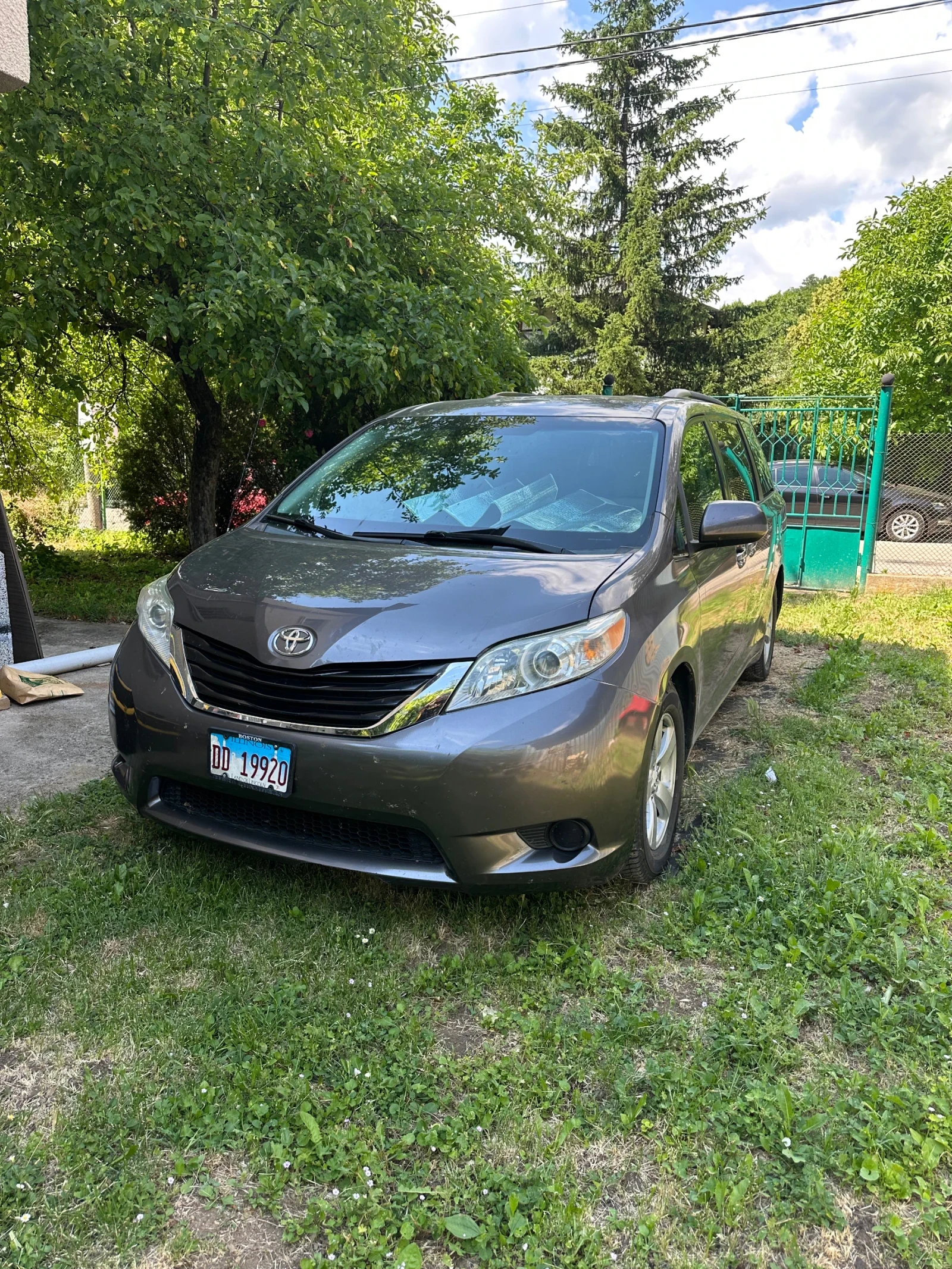 Toyota Sienna  - изображение 3