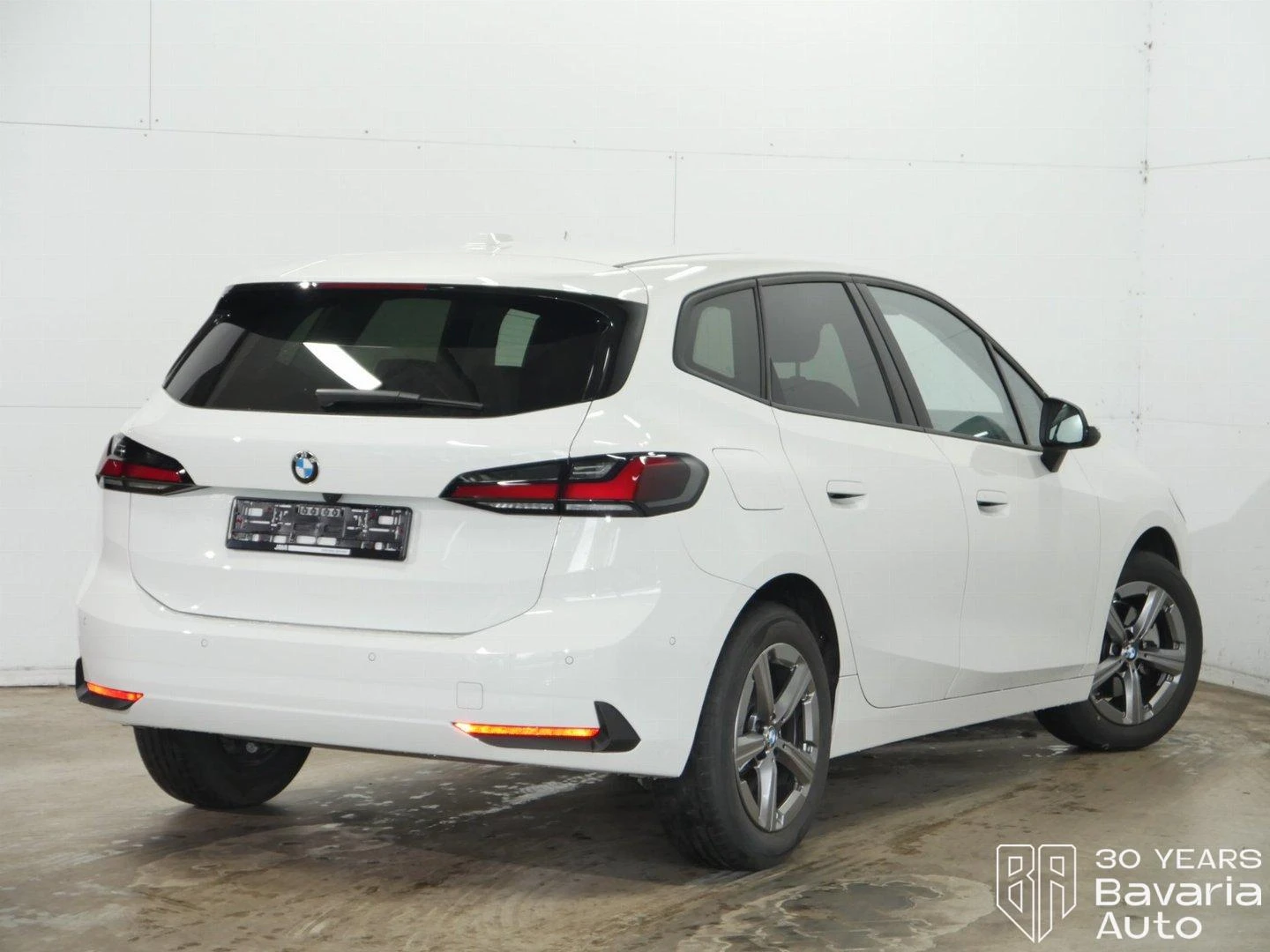 BMW 218 i Active Tourer Steptronic - изображение 3