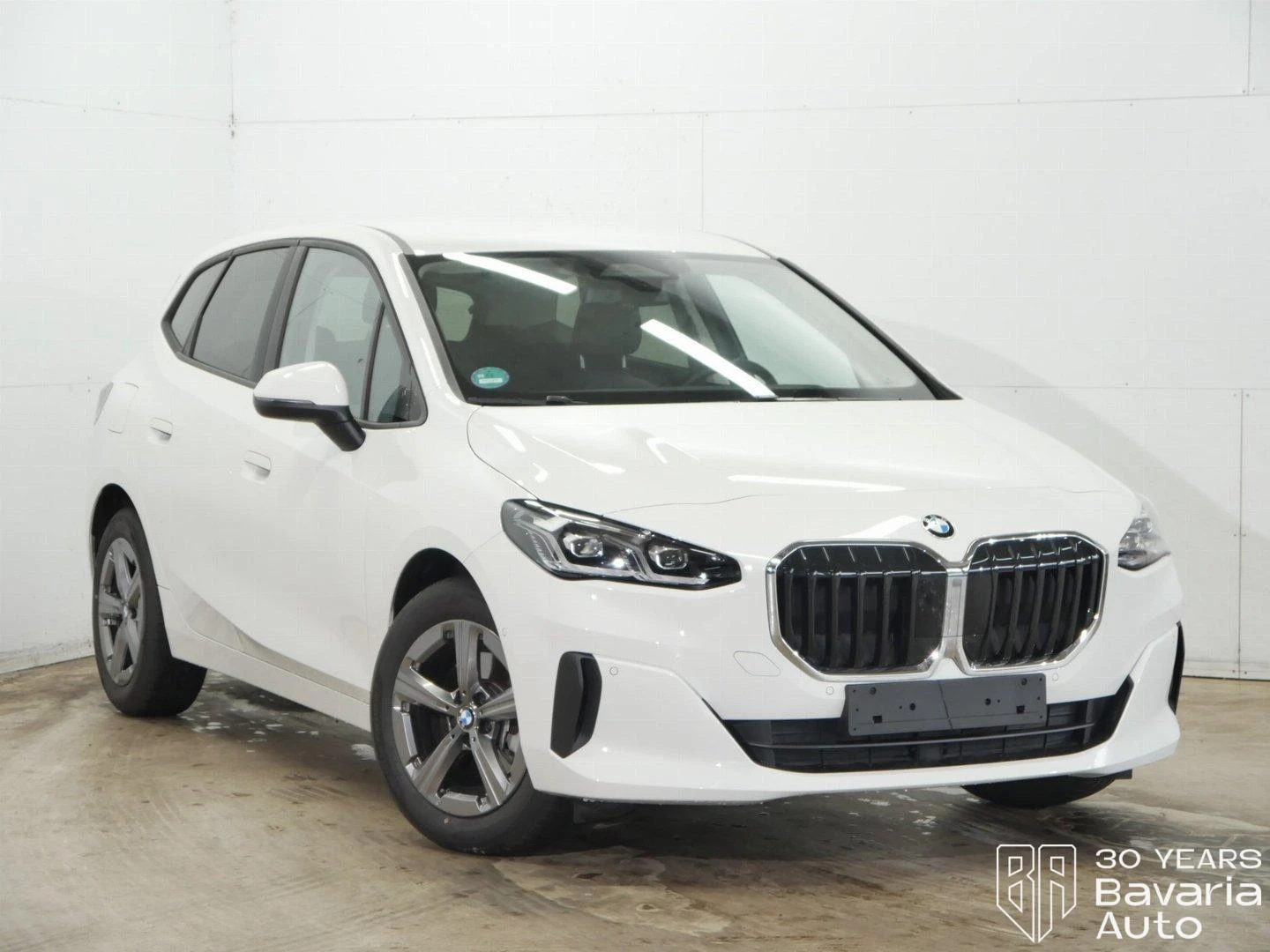 BMW 218 i Active Tourer Steptronic - изображение 4