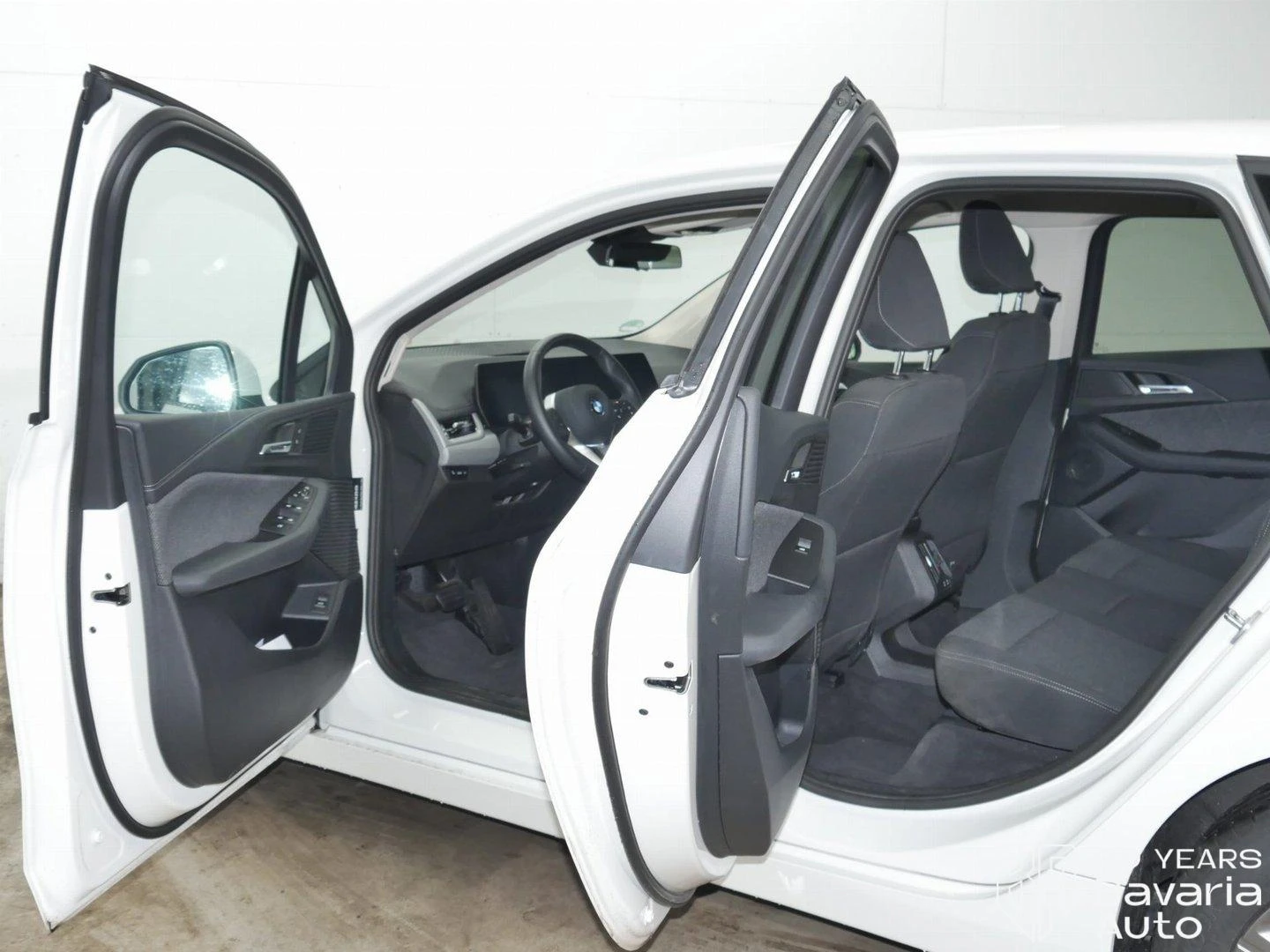 BMW 218 i Active Tourer Steptronic - изображение 5