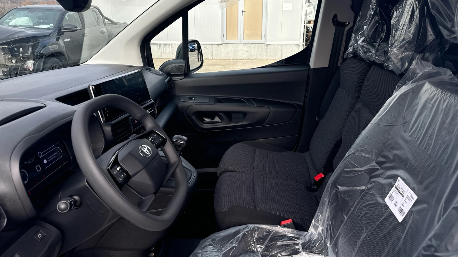 Toyota Proace City VAN L2 Com. Plus 2+ 1 | Mobile.bg   11