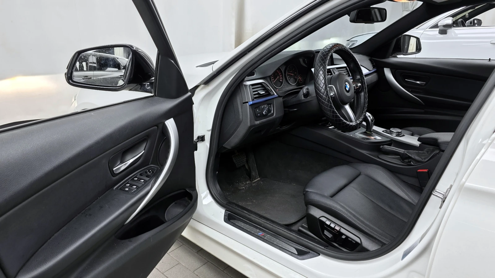 BMW 320 M-Performance EDITION autogeorge.com - изображение 10