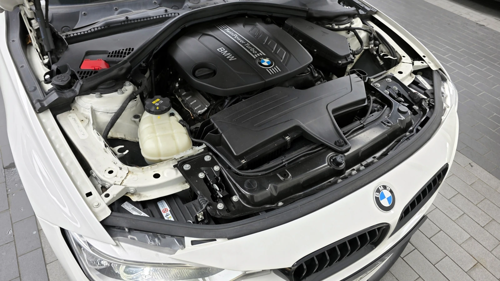 BMW 320 M-Performance EDITION autogeorge.com - изображение 6