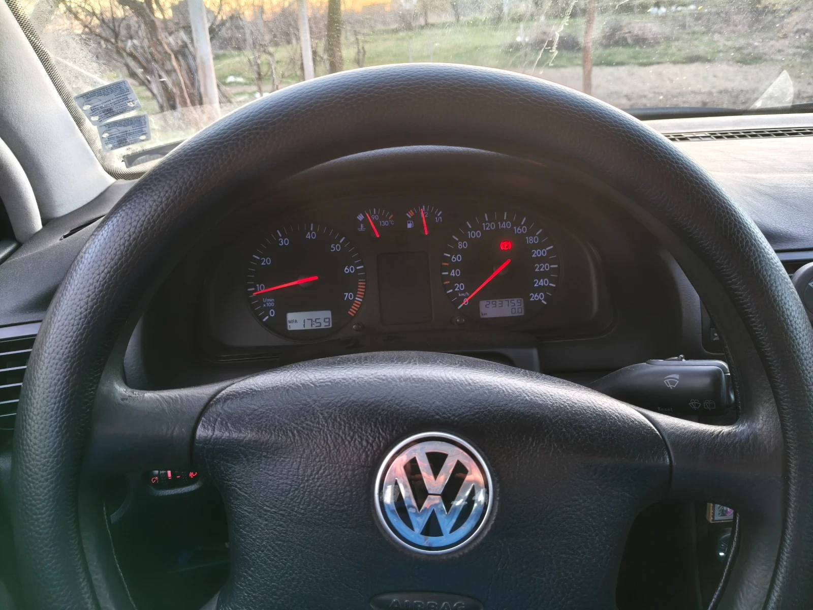 VW Passat, снимка 5 - Автомобили и джипове - 53757957