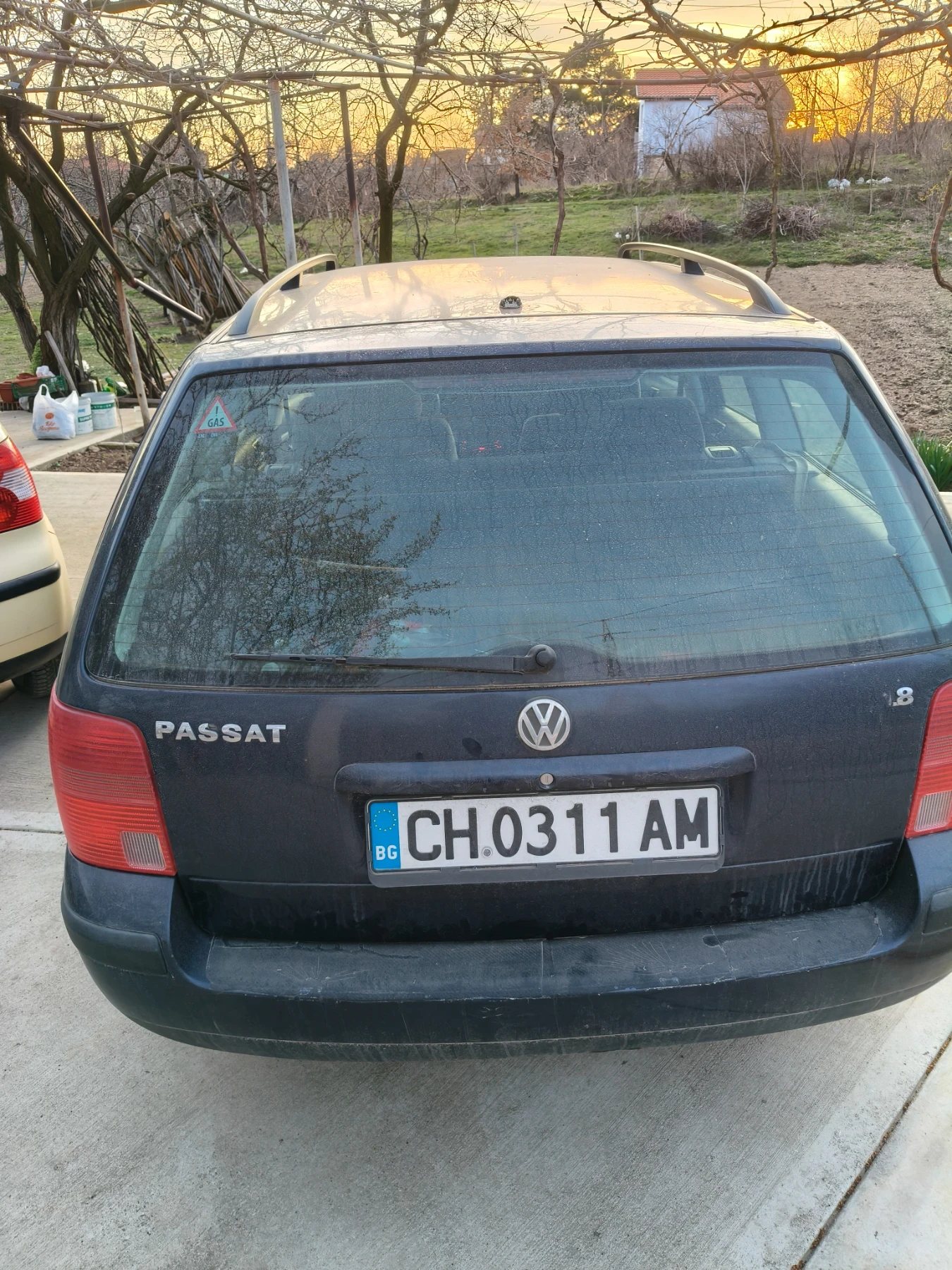 VW Passat, снимка 4 - Автомобили и джипове - 53757957
