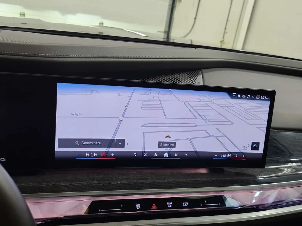 BMW 750 xDrive* Plug In Hybrid * CARFAX * , снимка 9 - Автомобили и джипове - 53991291