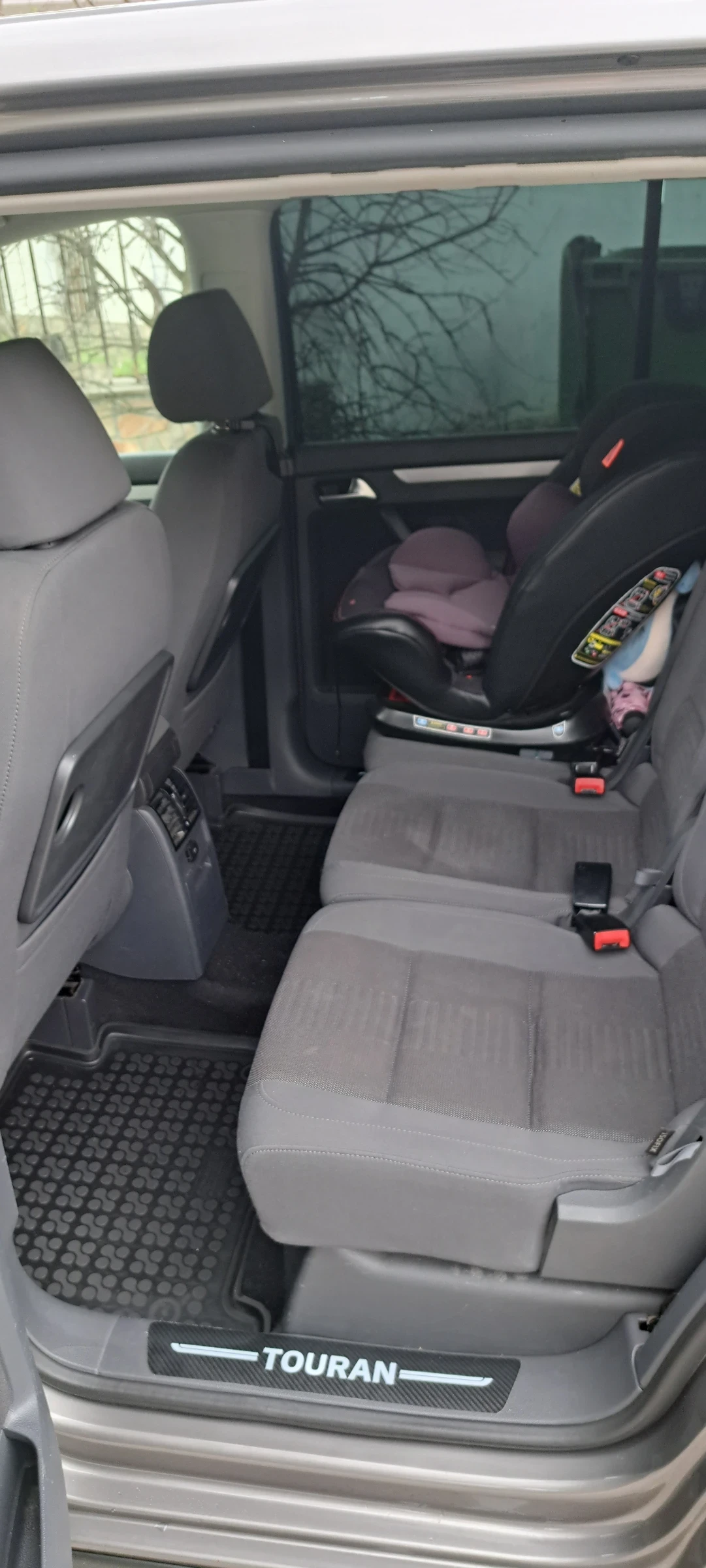 VW Touran 1.9 TDI 105 | Mobile.bg � ����������� 12