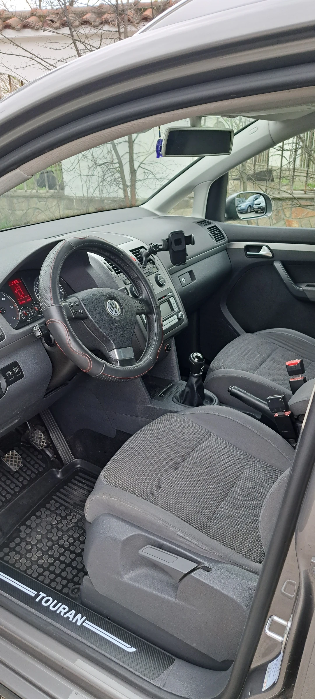VW Touran 1.9 TDI 105 | Mobile.bg � ����������� 9