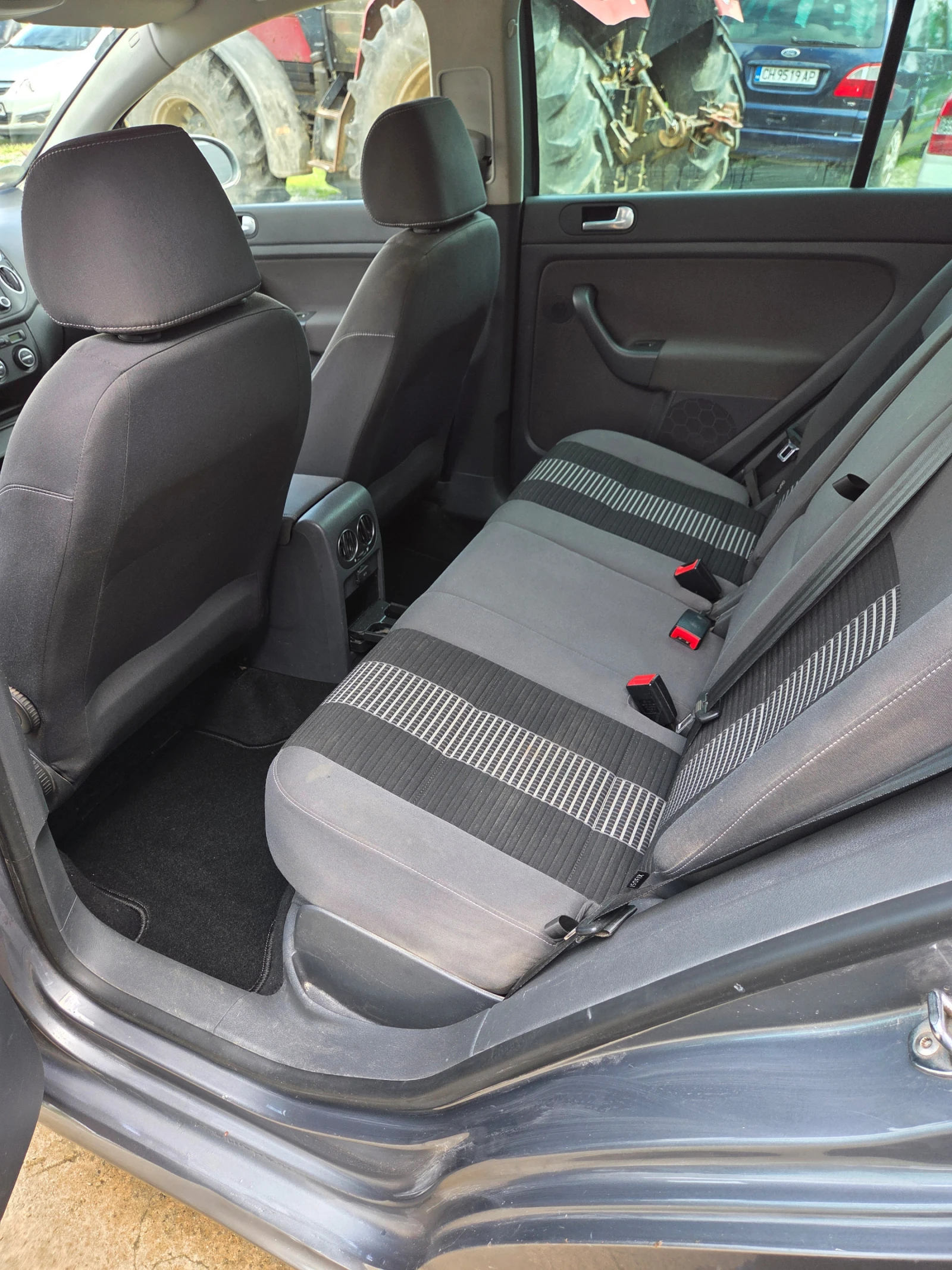 VW Golf Plus 2.0, снимка 7 - Автомобили и джипове - 54083228