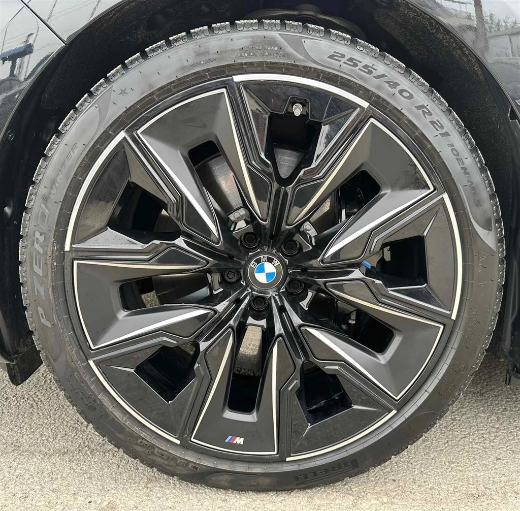 BMW 750 xDrive, снимка 5 - Автомобили и джипове - 54206731