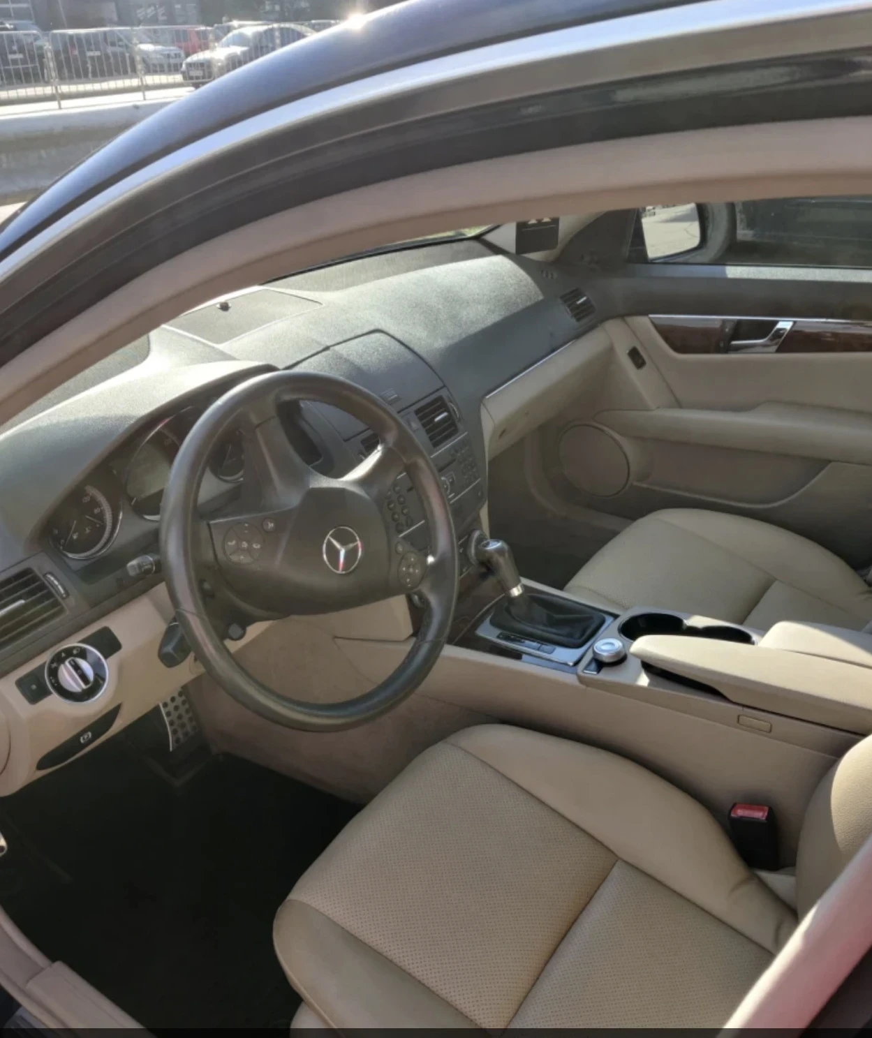 Mercedes-Benz C 300 4MATIC , снимка 5 - Автомобили и джипове - 54313449