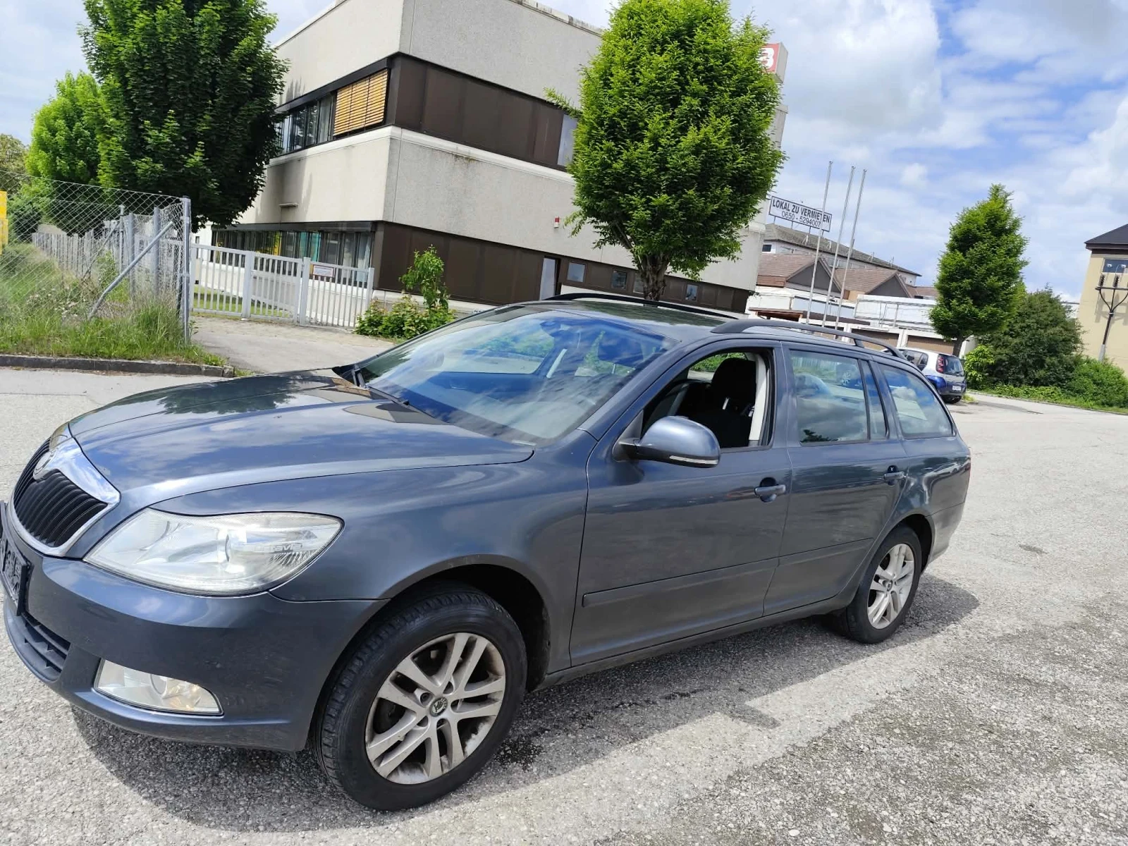 Skoda Octavia 1.6 4?4, снимка 3 - Автомобили и джипове - 54638595
