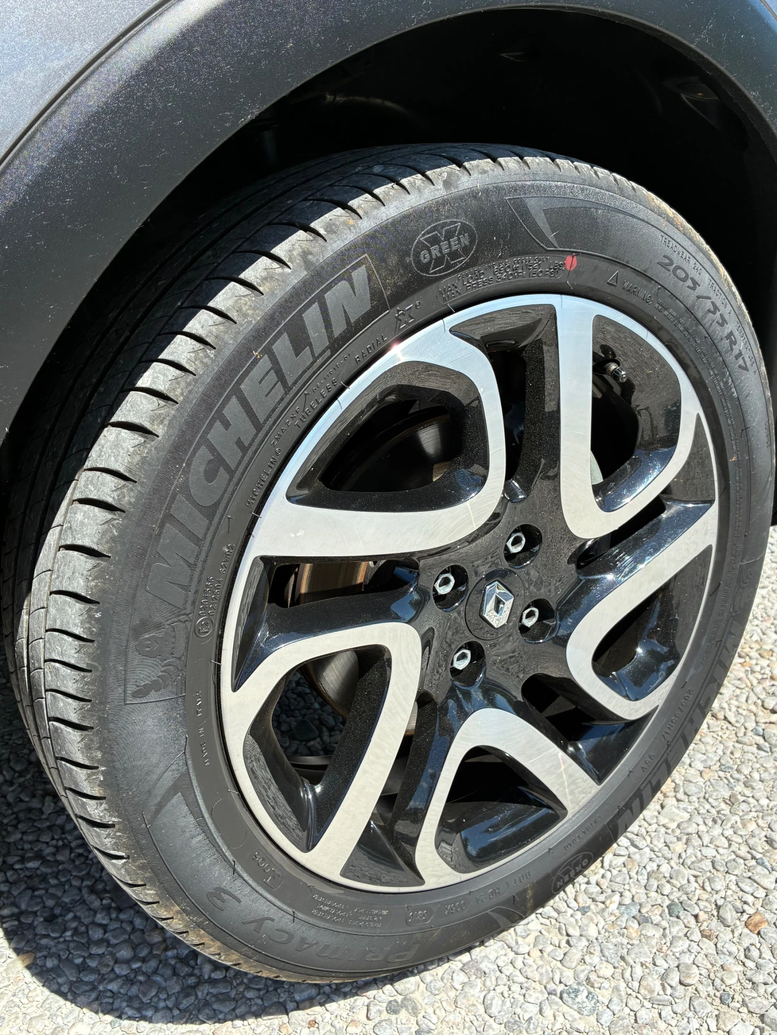 Renault Captur 1.5 DCI Face, снимка 13 - Автомобили и джипове - 54770813