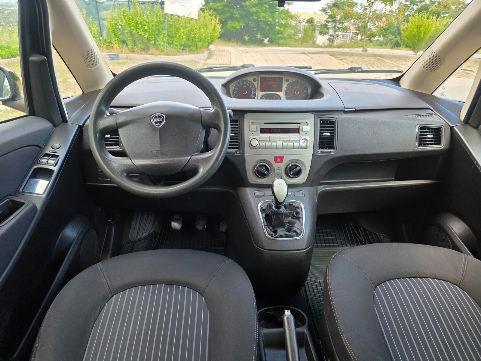 Lancia Musa 1.4i Facelift, снимка 9 - Автомобили и джипове - 55036831