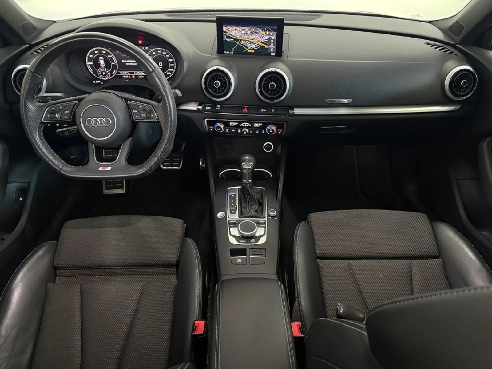 Audi A3 portback E-Tron 40 Sport, снимка 5 - Автомобили и джипове - 55390963