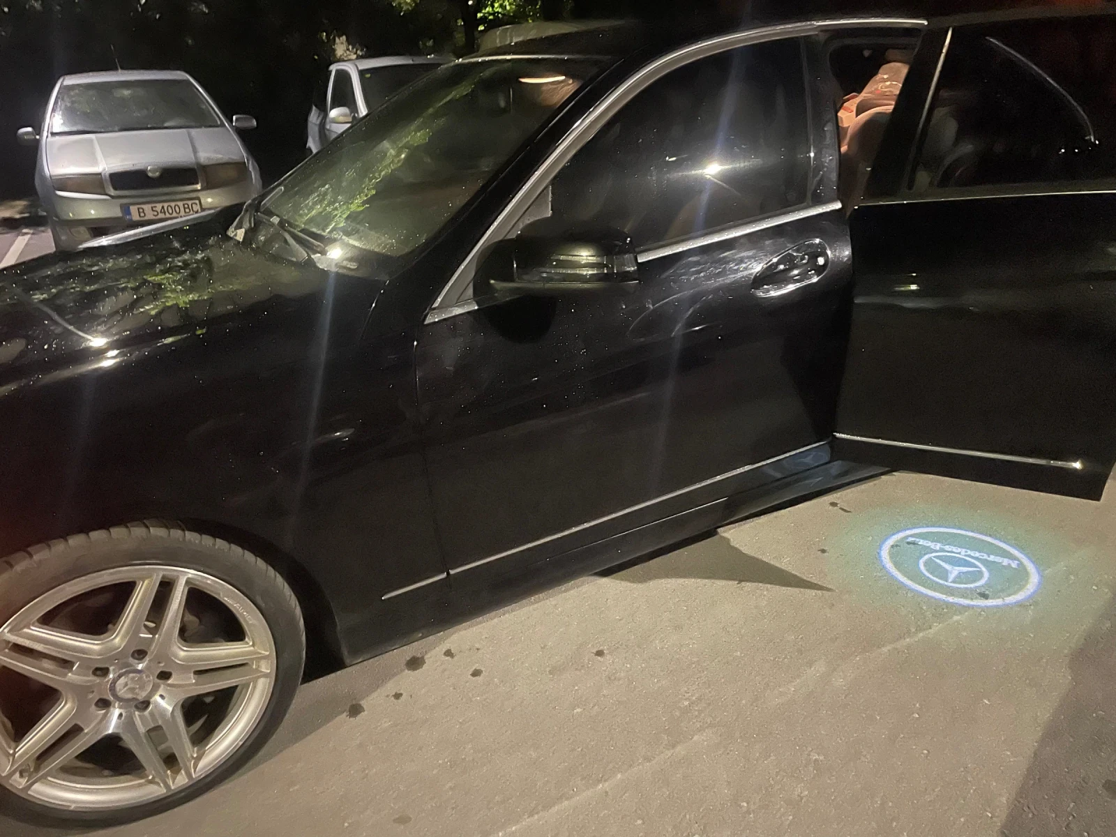 Mercedes-Benz C 300, снимка 3 - Автомобили и джипове - 55393604