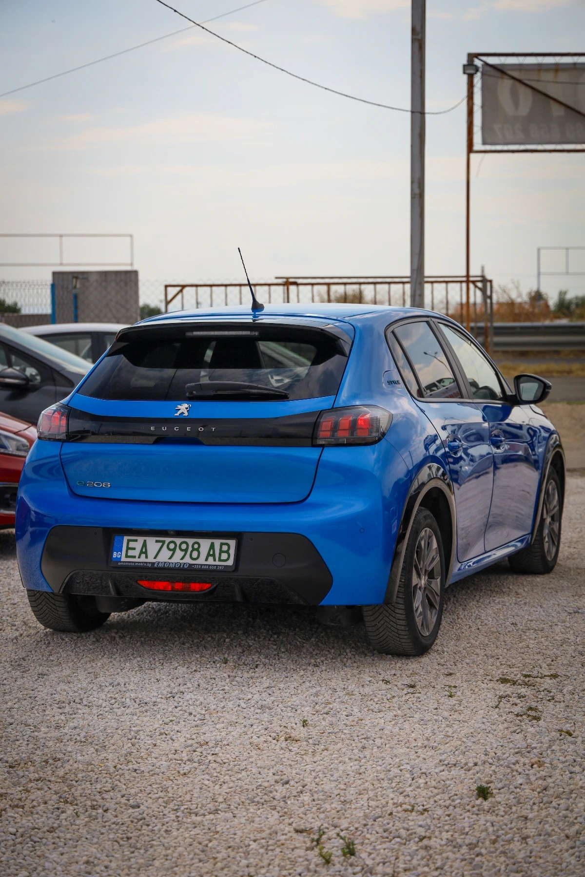 Peugeot 208 17000км 51kW= 320км ЛИЗИНГ, снимка 6 - Автомобили и джипове - 55704686