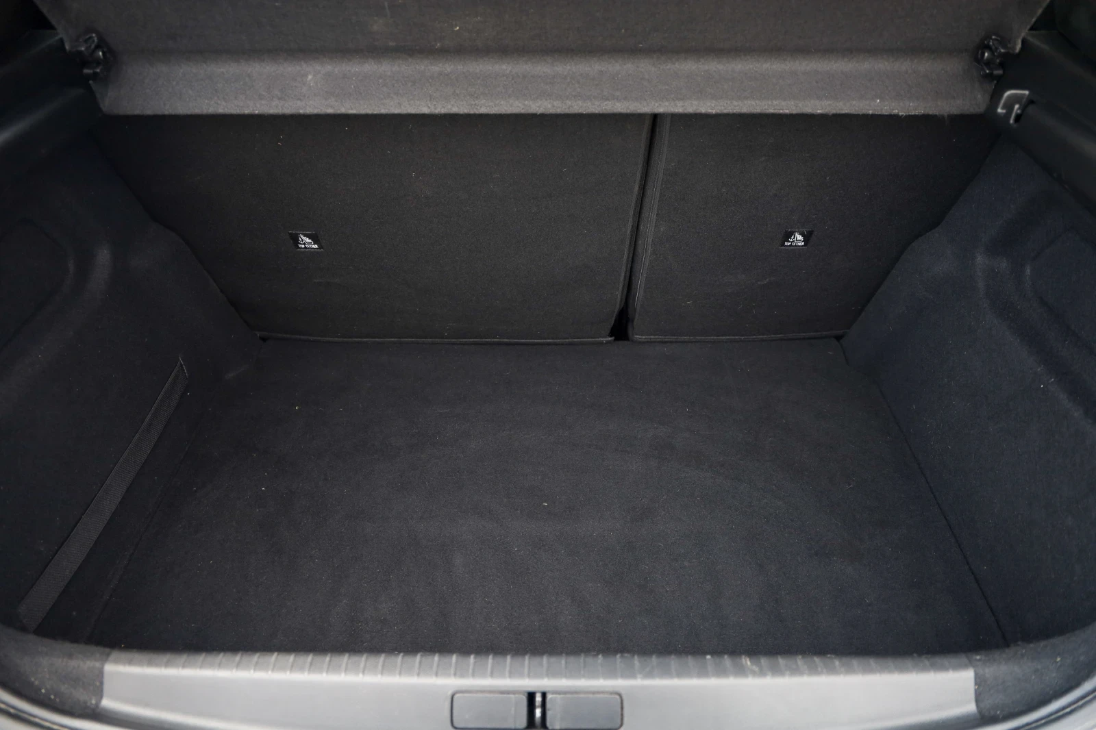 Peugeot 208 17000км 51kW= 320км ЛИЗИНГ, снимка 13 - Автомобили и джипове - 55704686