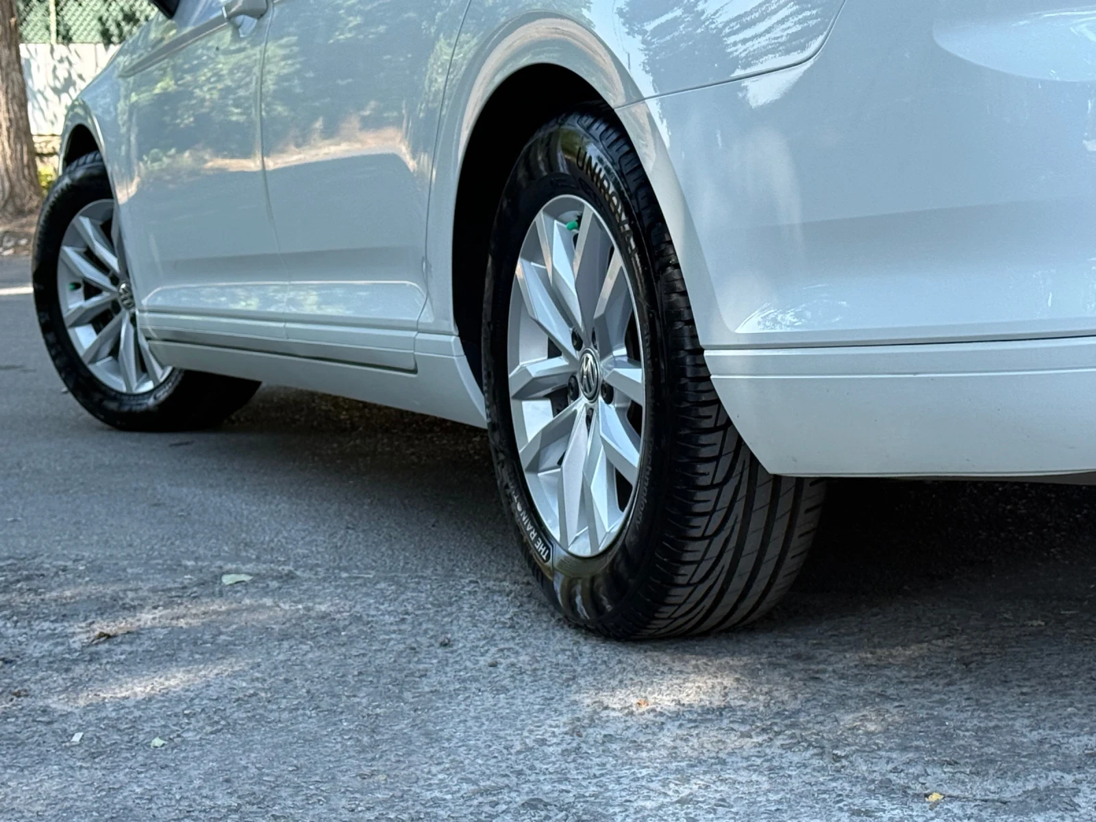 VW Passat 2.0TDI 150k.c. , снимка 8 - Автомобили и джипове - 56035385