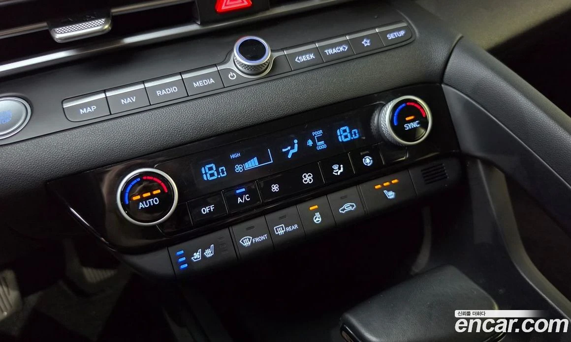 Hyundai Elantra 1.6 Modern, снимка 16 - Автомобили и джипове - 56155791