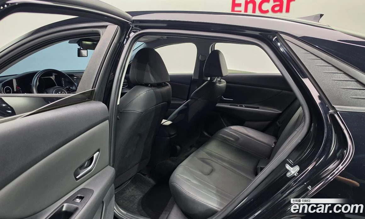 Hyundai Elantra 1.6 Modern, снимка 11 - Автомобили и джипове - 56155791