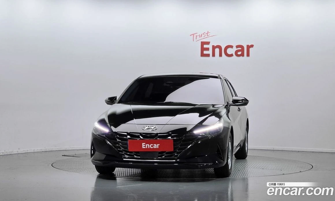 Hyundai Elantra 1.6 Modern, снимка 3 - Автомобили и джипове - 56155791