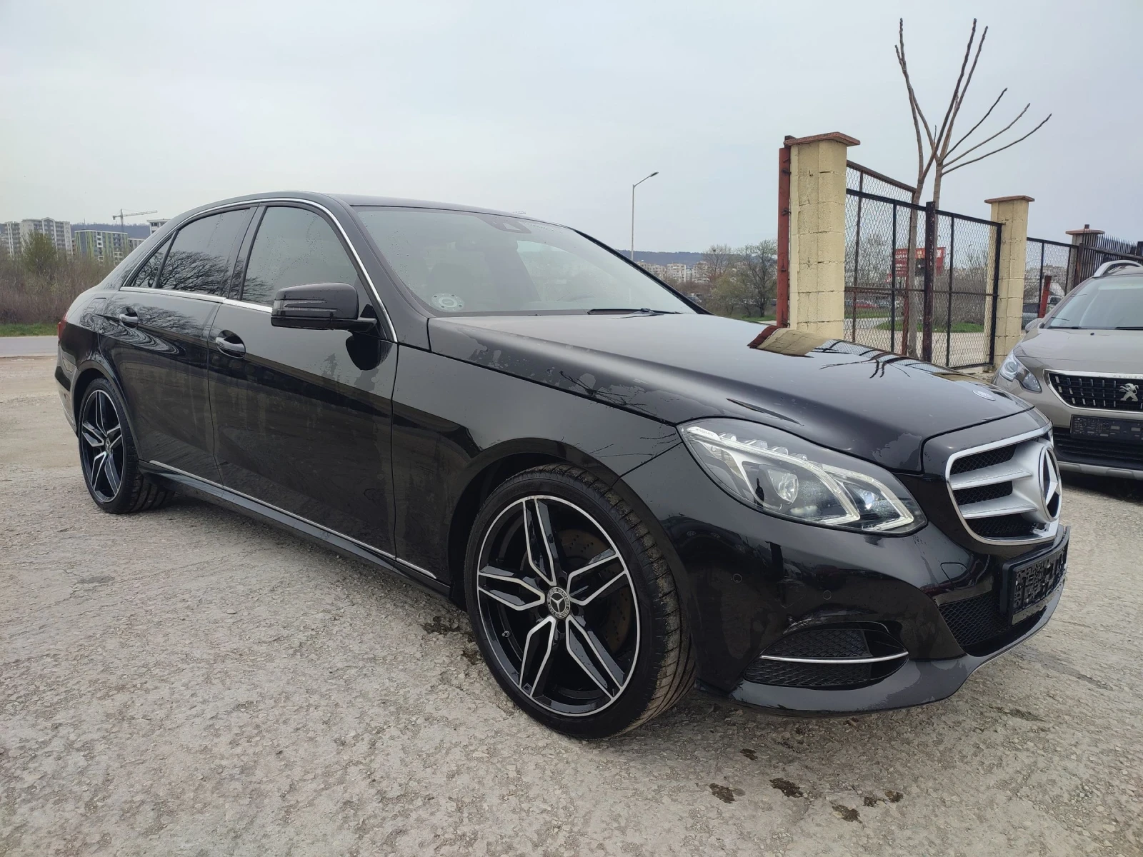 Mercedes-Benz E 300 E300 H, снимка 7 - Автомобили и джипове - 56264371