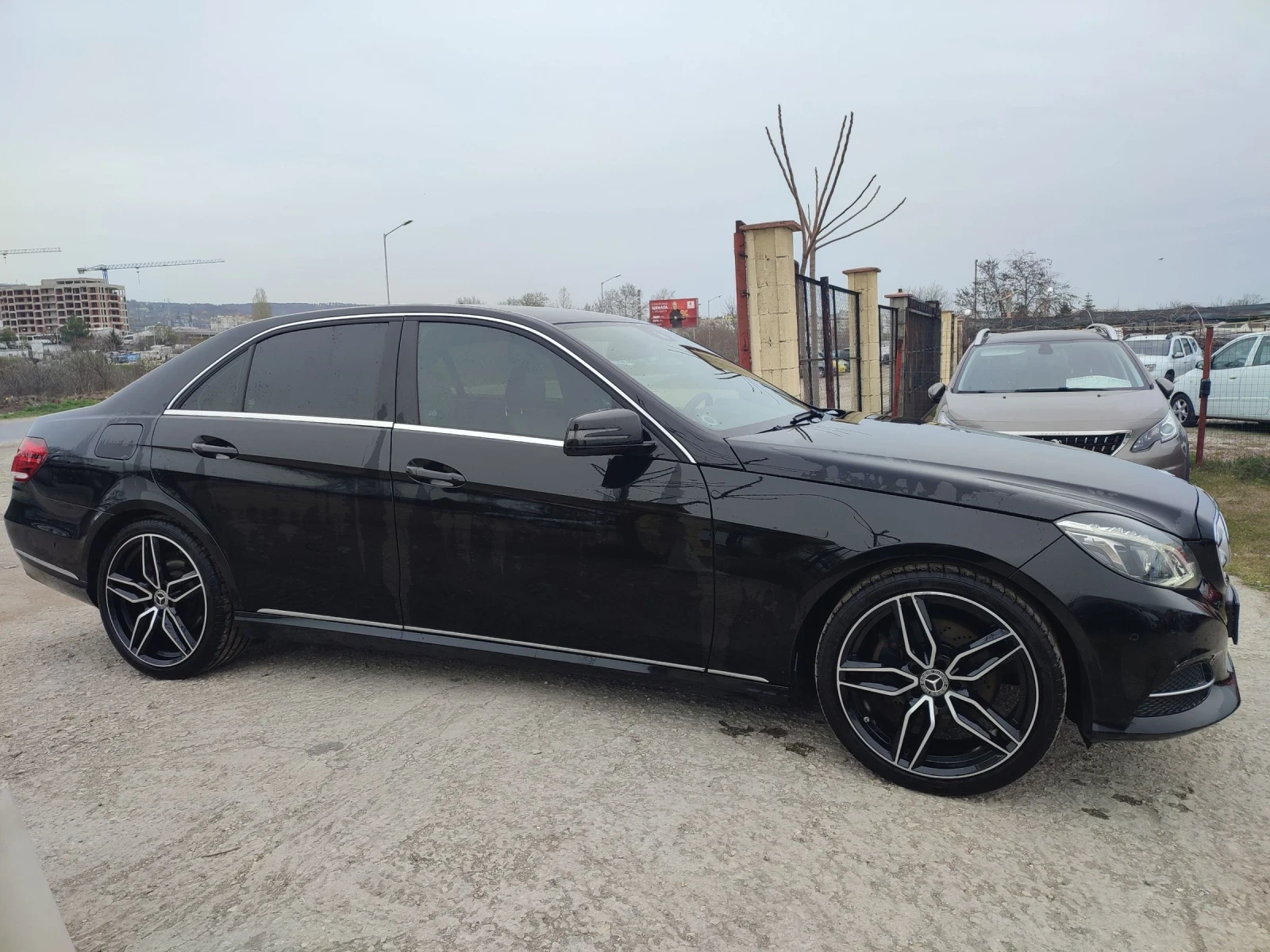 Mercedes-Benz E 300 E300 H, снимка 6 - Автомобили и джипове - 56264371
