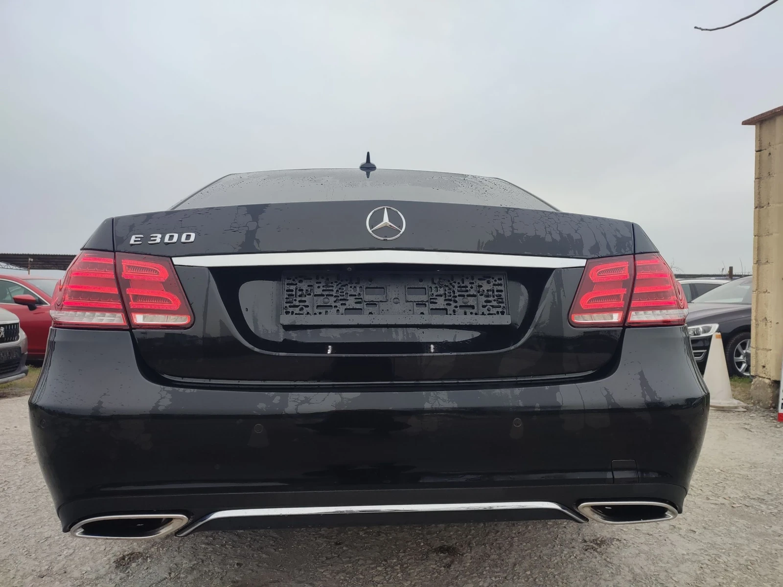 Mercedes-Benz E 300 E300 H, снимка 4 - Автомобили и джипове - 56264371