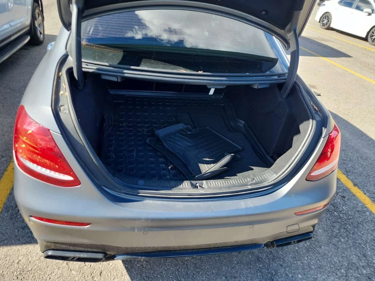 Mercedes-Benz E 63 AMG / 3D BURMESTER / 2 ����� / ����� �� ����������� | Mobile.bg � ����������� 14