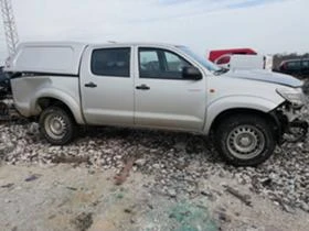 Toyota Hilux 2.5 D-4D, снимка 1