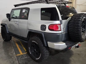 Toyota Fj cruiser 2008 Toyota FJ Cruiser Base, снимка 6