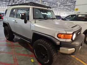 Toyota Fj cruiser 2008 Toyota FJ Cruiser Base, снимка 3