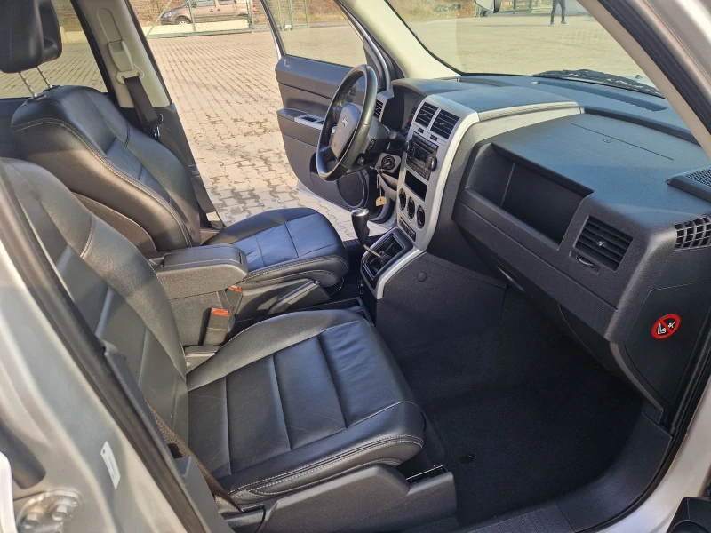 Jeep Patriot 2.4i , снимка 9 - Автомобили и джипове - 48141345