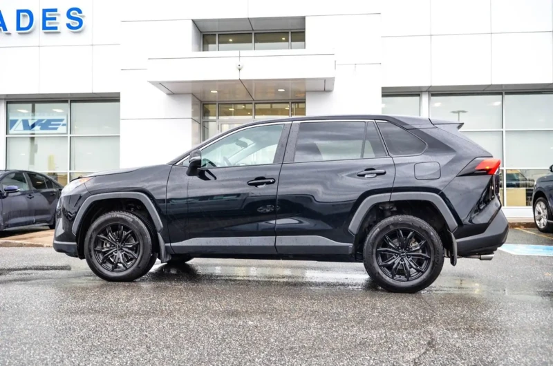 Toyota Rav4 * LE FWD* Midnight Black* CARFAX, снимка 7 - Автомобили и джипове - 52554052