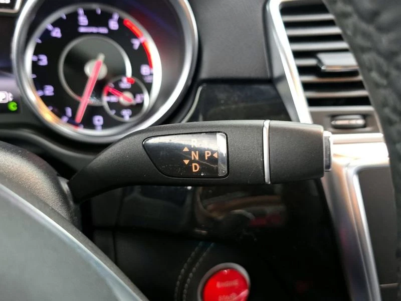 Mercedes-Benz ML 63 AMG ML63 AMG| 557к.с.| ВКЛ.ТЕХНОТЕСТ, снимка 9 - Автомобили и джипове - 55394013
