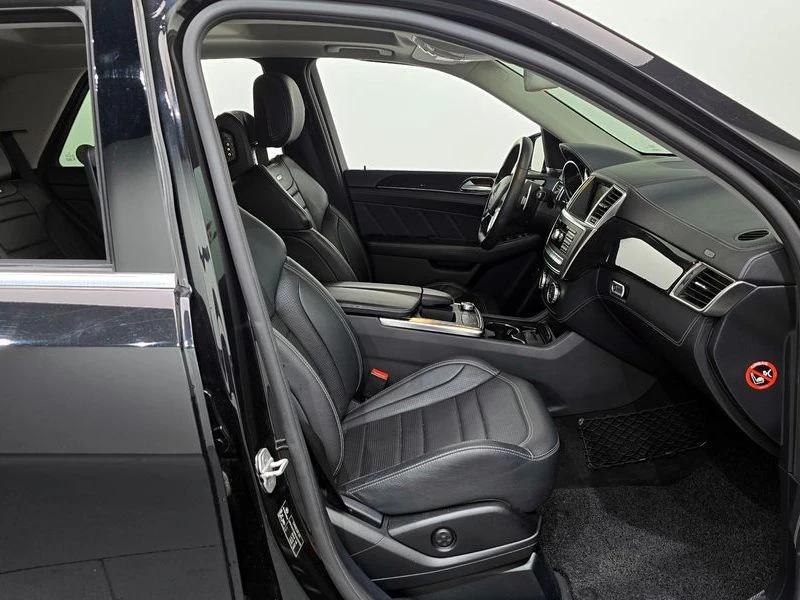 Mercedes-Benz ML 63 AMG ML63 AMG| 557к.с.| ВКЛ.ТЕХНОТЕСТ, снимка 11 - Автомобили и джипове - 55394013