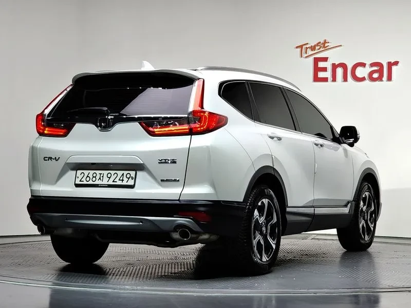 Honda Cr-v 5Th Generation 1.5 Touring 4Wd, снимка 2 - Автомобили и джипове - 55951454