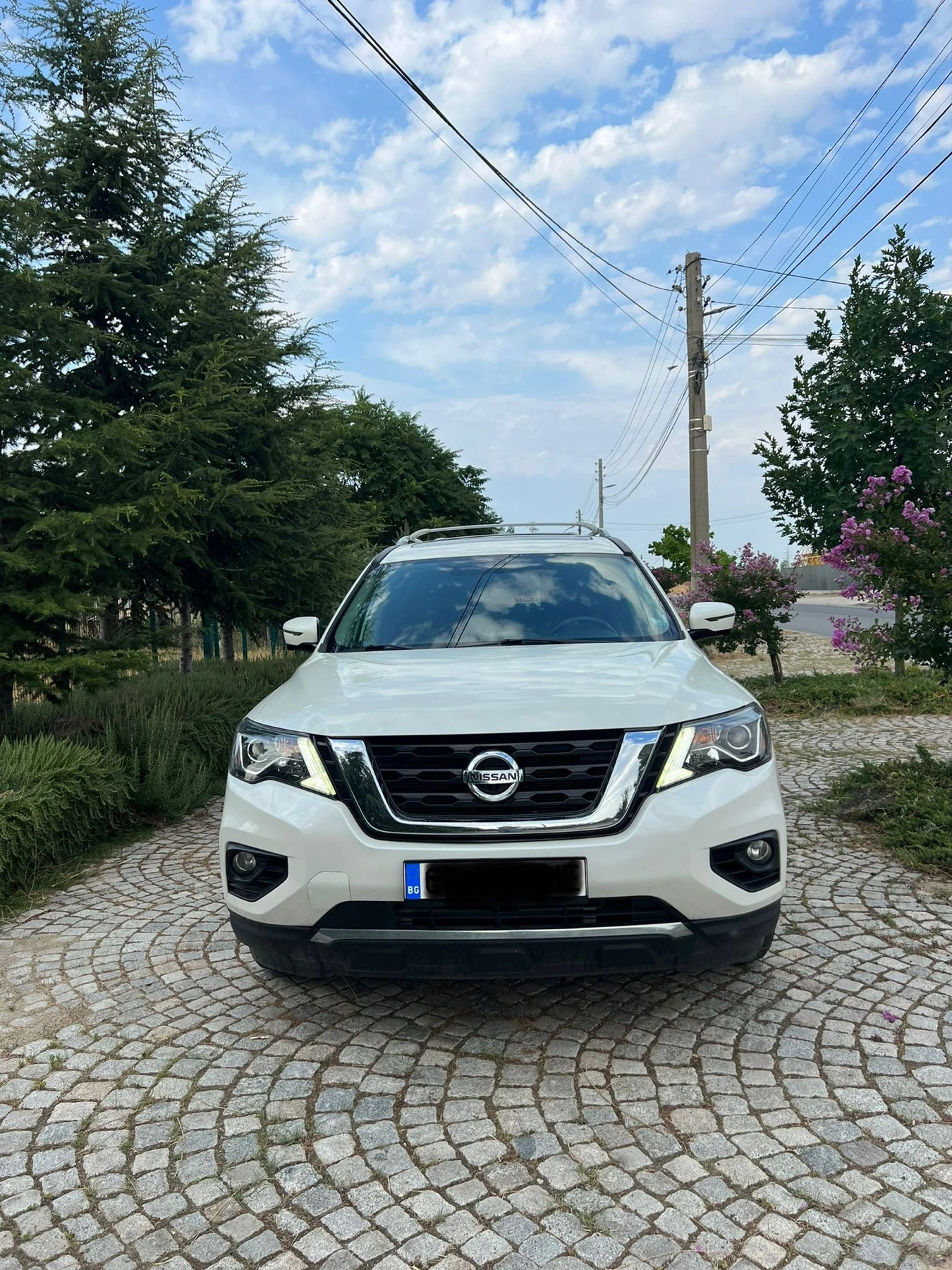 Nissan Pathfinder SL - изображение 2