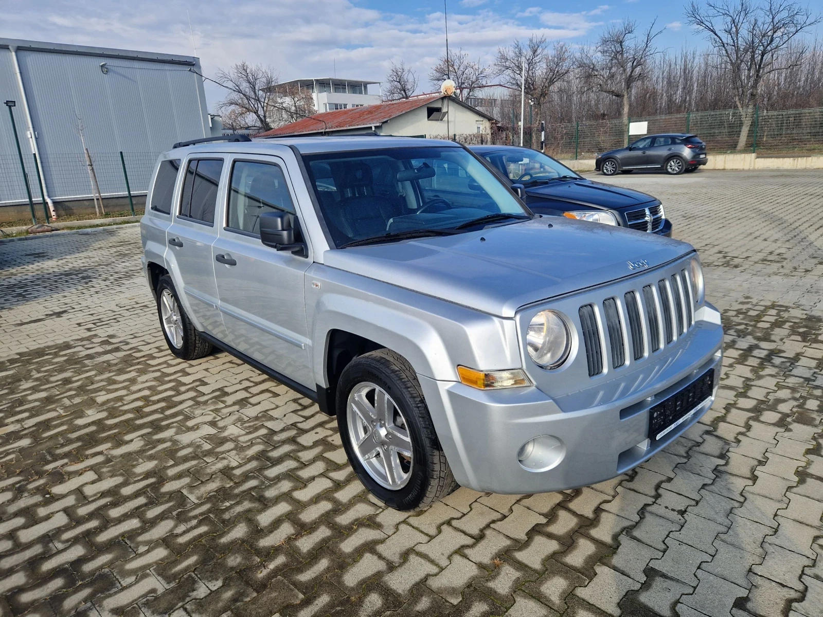 Jeep Patriot 2.4i  - [1] 