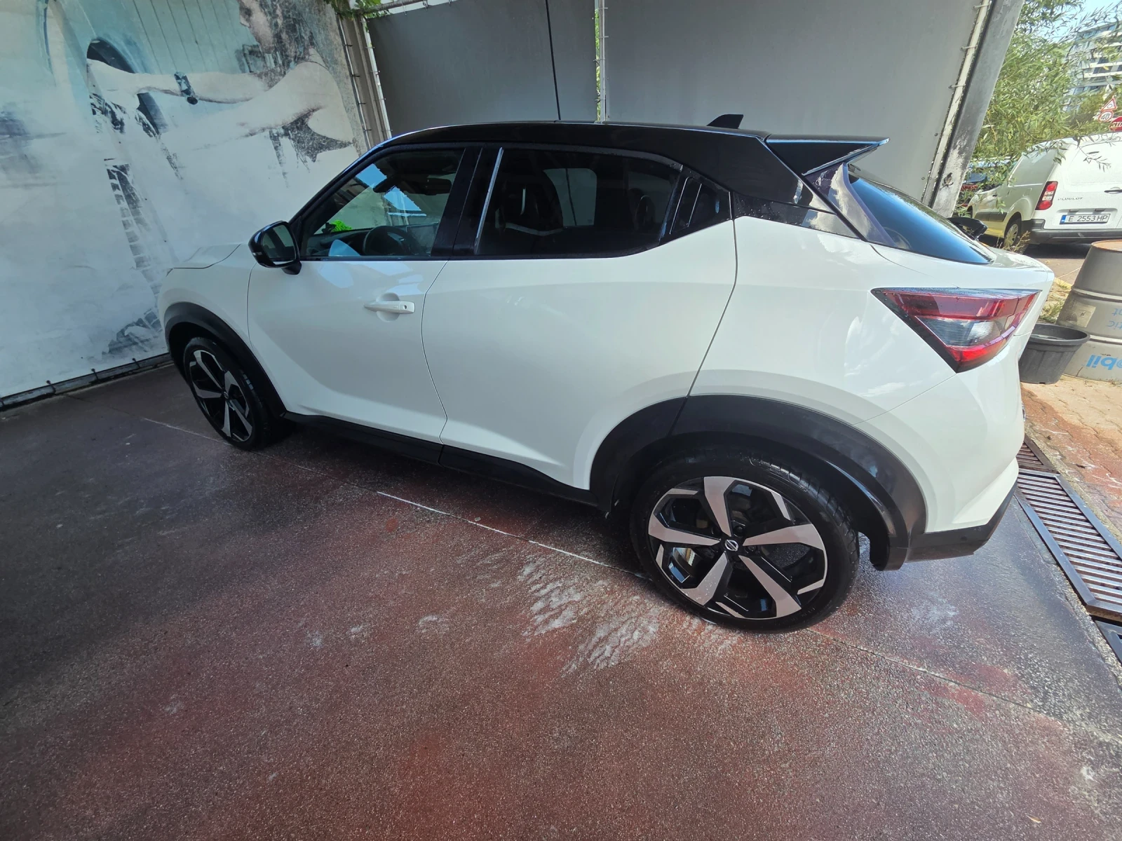 Nissan Juke 1.0 DiG-T 117 DCT  Tekna - изображение 4