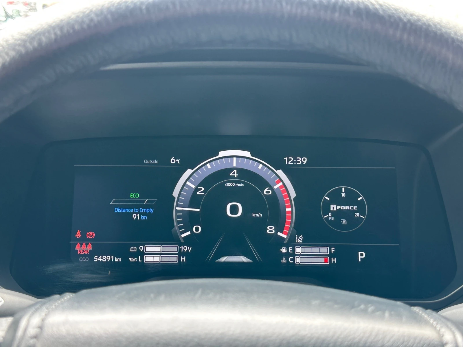 Toyota Tundra CREWMAX | LIMITED | DISTR | PANO | 14INCHSCREEN, снимка 14 - Автомобили и джипове - 54482702