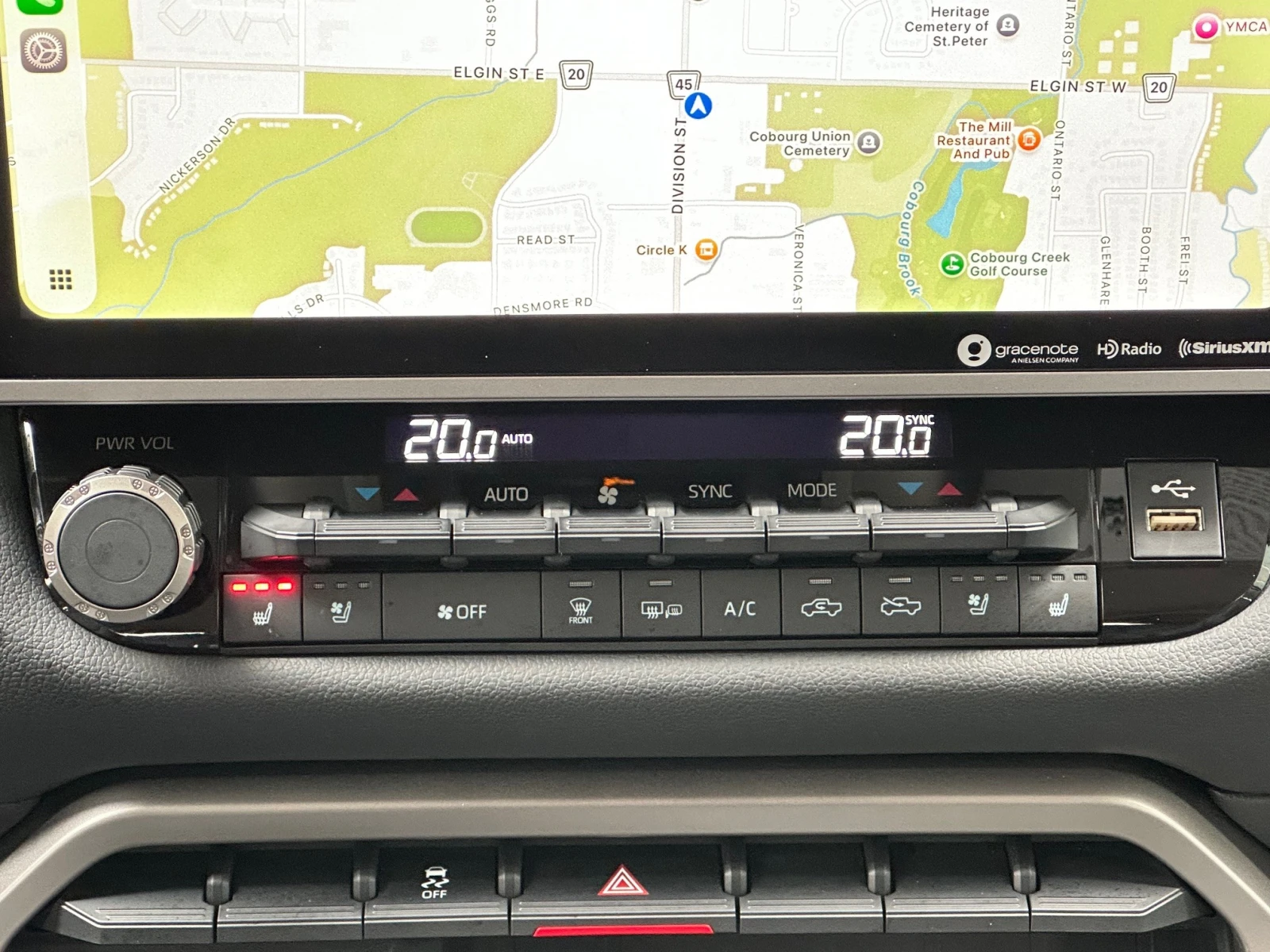 Toyota Tundra CREWMAX | LIMITED | DISTR | PANO | 14INCHSCREEN, снимка 17 - Автомобили и джипове - 54482702