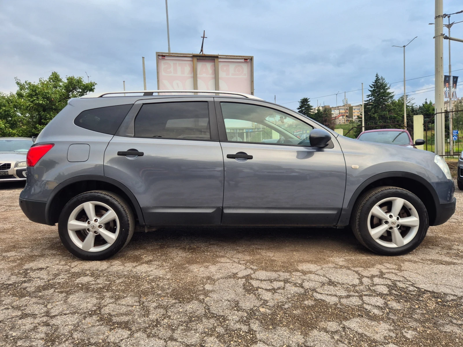 Nissan Qashqai + 2* 1.6i* GPL* 7-МЕСТЕН* ПАНОРАМА, снимка 7 - Автомобили и джипове - 55252980
