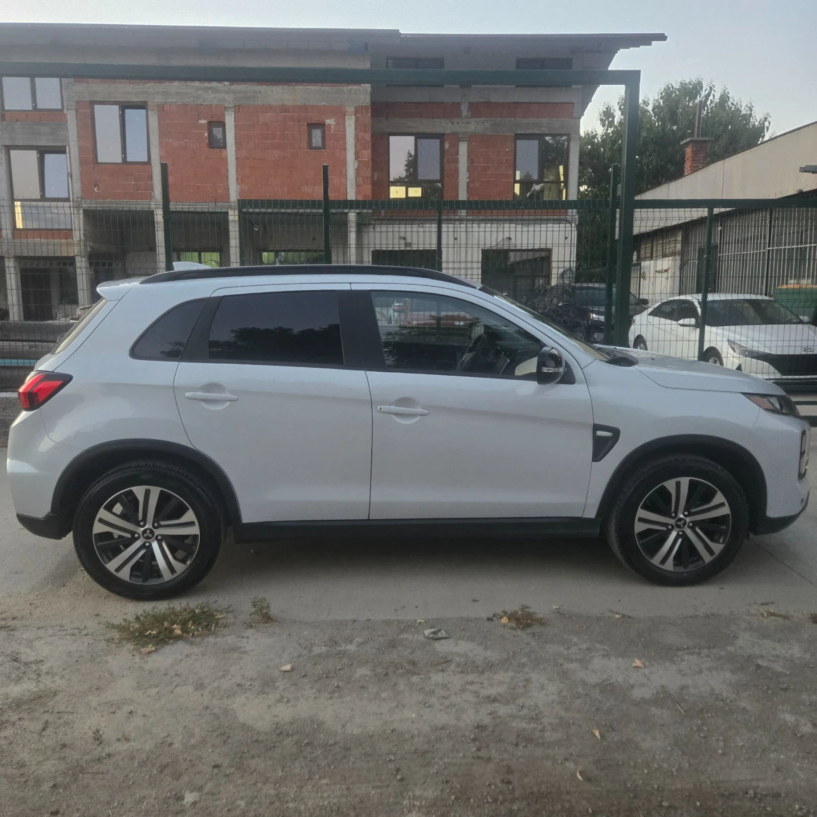 Mitsubishi ASX 2.4L, 4x4, 16 000 km !!!, снимка 7 - Автомобили и джипове - 55535275