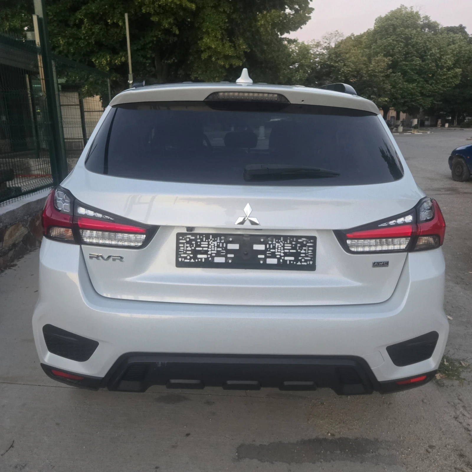 Mitsubishi ASX 2.4L, 4x4, 16 000 km !!!, снимка 5 - Автомобили и джипове - 55535275